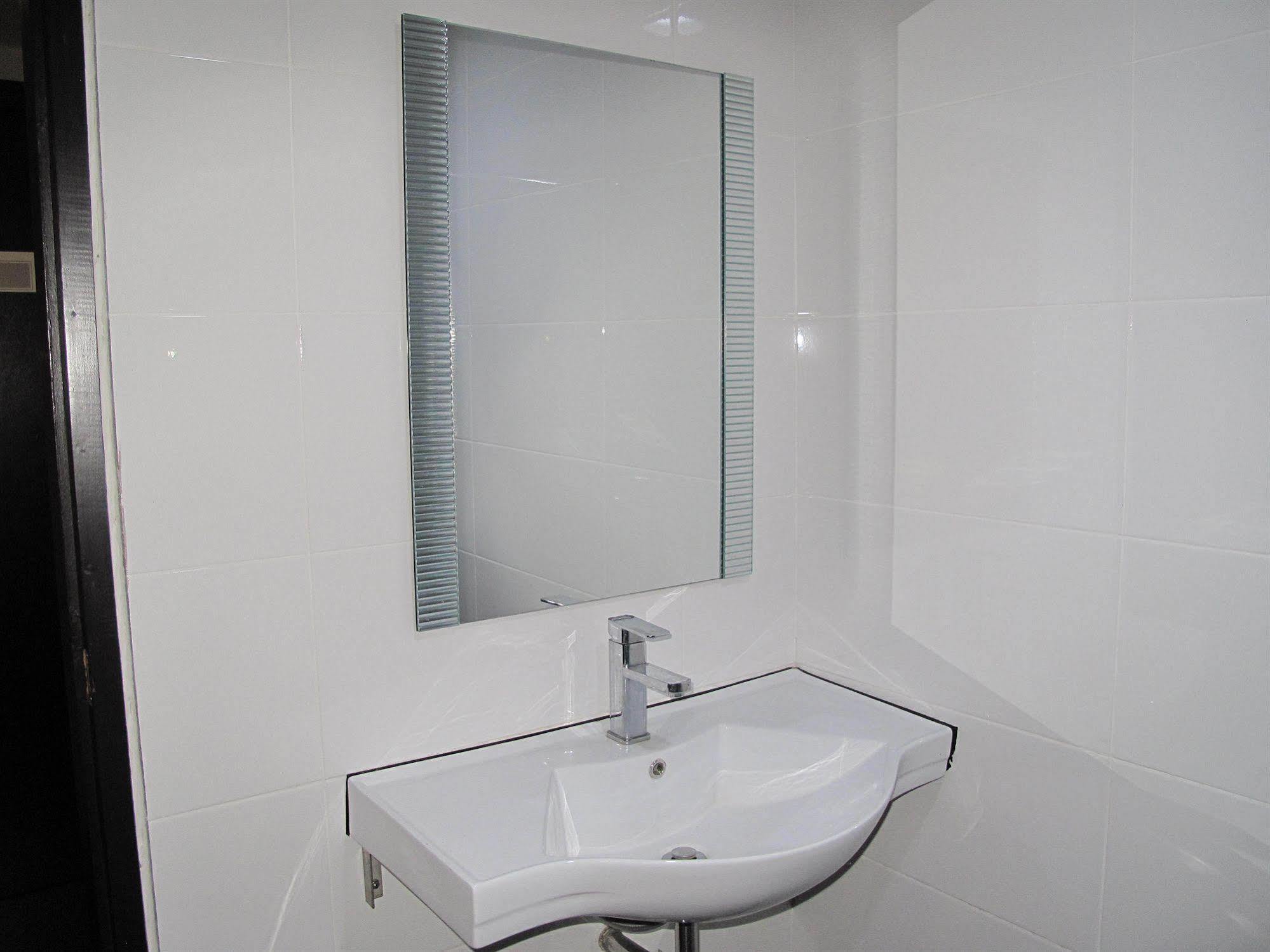 Labuk Hotel Sandakan Extérieur photo